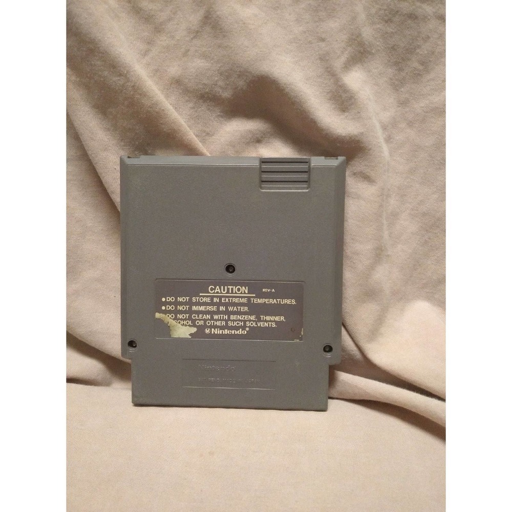 Gradius for Nintendo NES 1985 - Picture 2 of 2